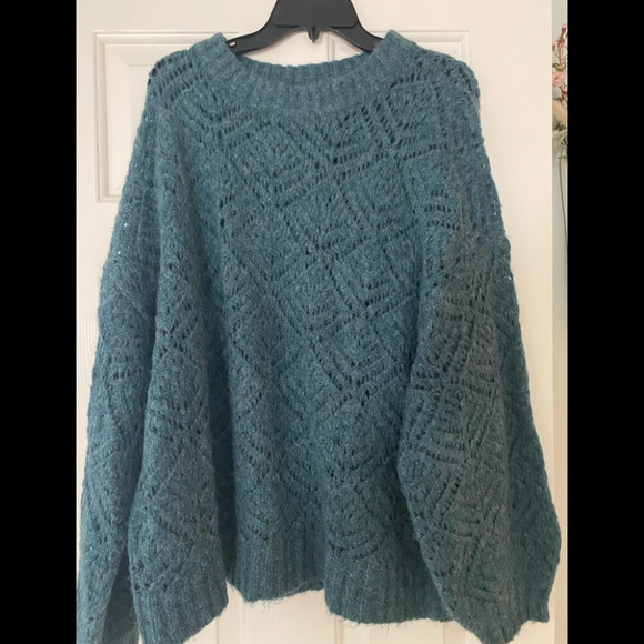 American Eagle Outfitters Sweaters - American Eagle sweater - Size XL